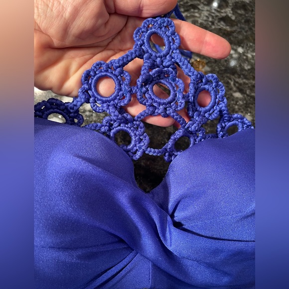 Like new luli fama swimsuit XL top/L bottoms beautiful crochet work on the top - Picture 8 of 10